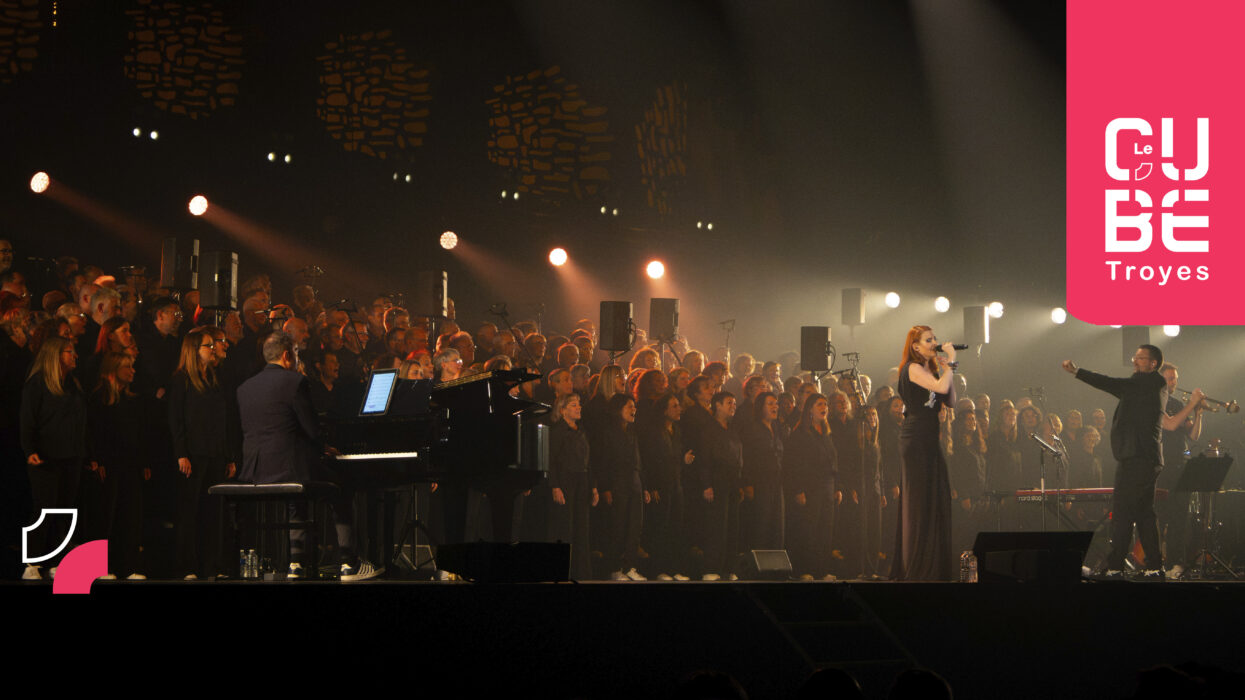 Berger Story : 300 choristes et Elodie Frégé rendent hommage à Michel Berger